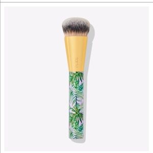 Tarte Foundcealer Foundation Brush